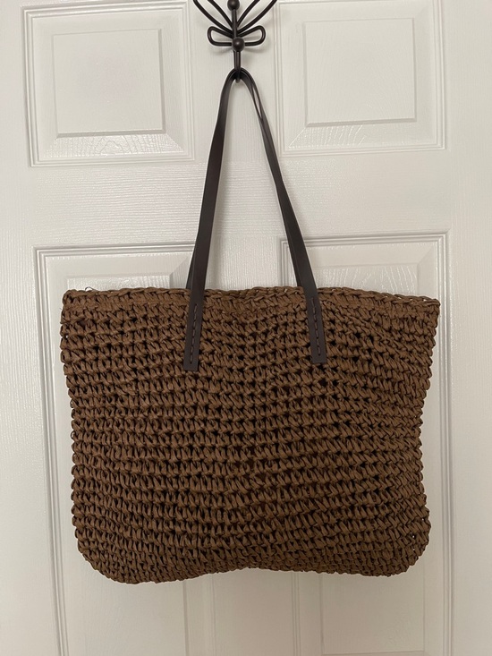 Source Unknown Handbags - NWOT...Woven Brown Tote Bag with Leather Straps